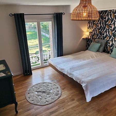 Manoir Du Taillis Bed & Breakfast Heugon Bagian luar foto