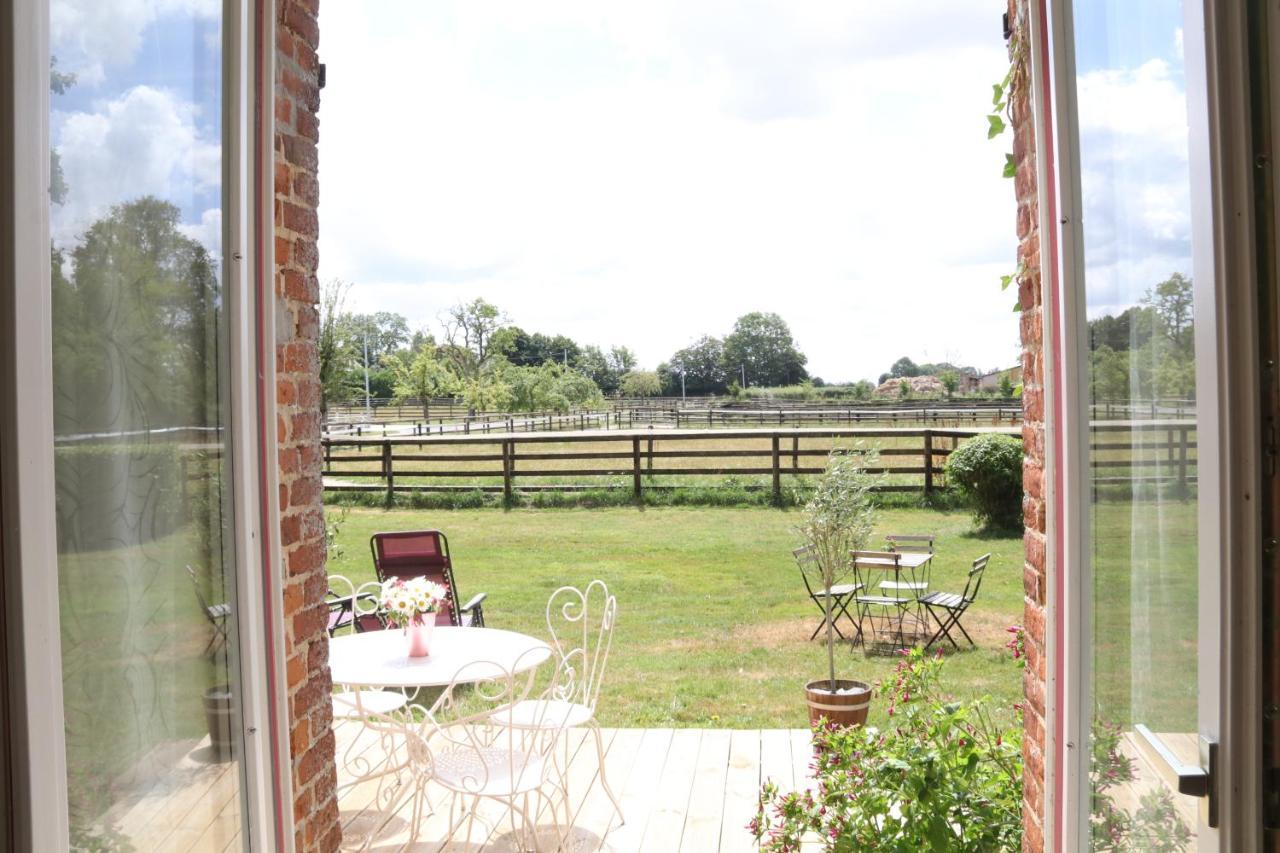 Manoir Du Taillis Bed & Breakfast Heugon Bagian luar foto