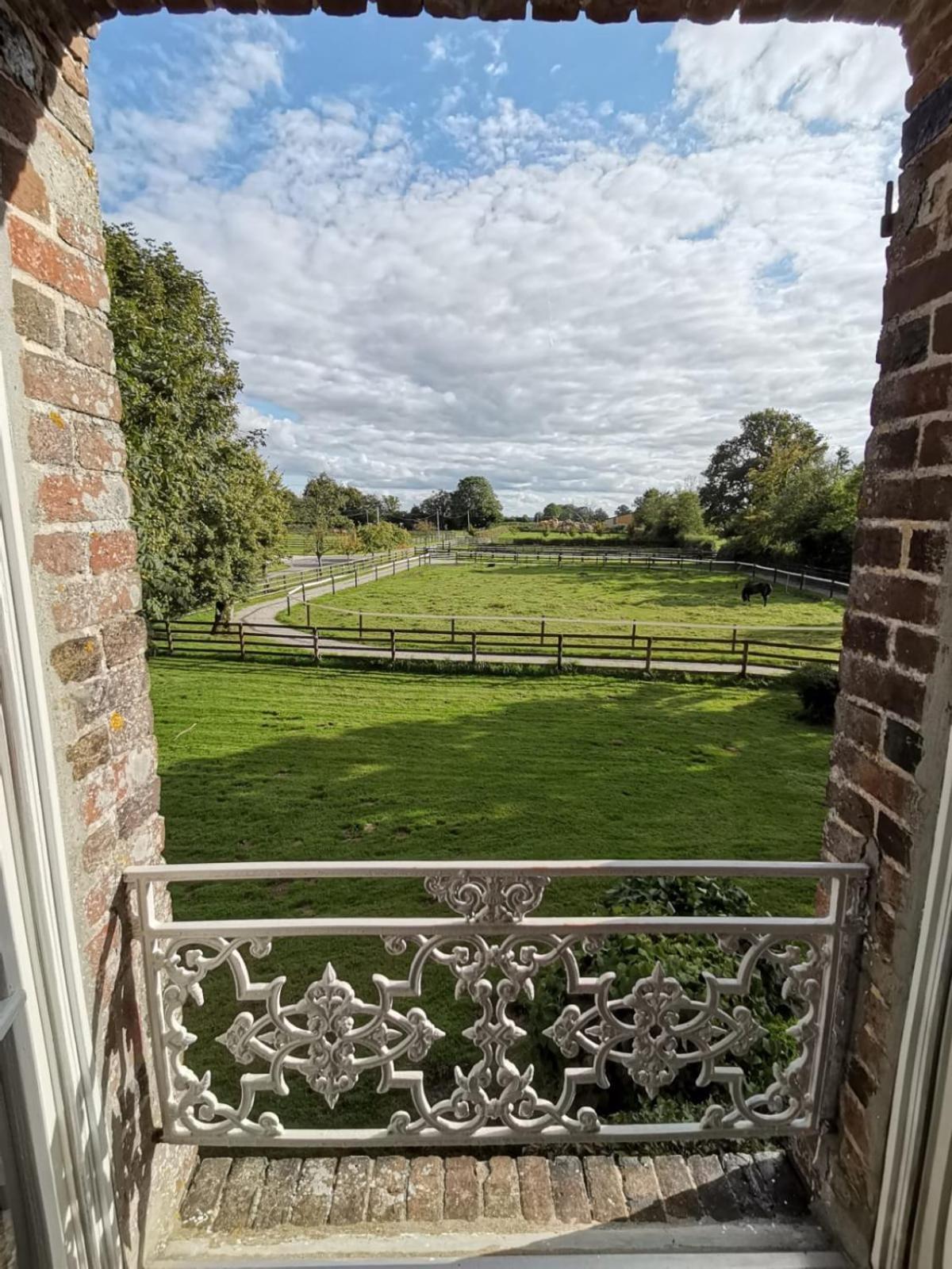 Manoir Du Taillis Bed & Breakfast Heugon Bagian luar foto